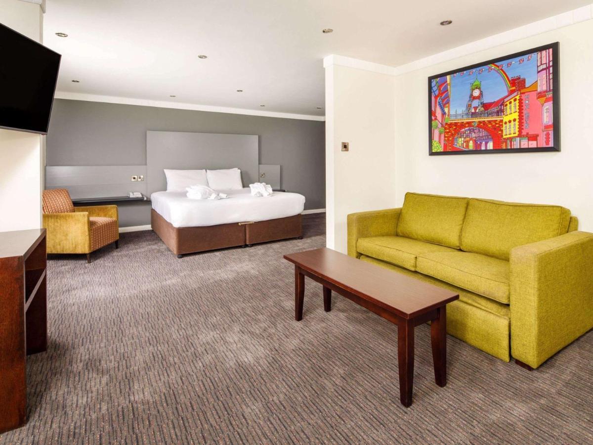 Отель Mercure Abbots Well Честер