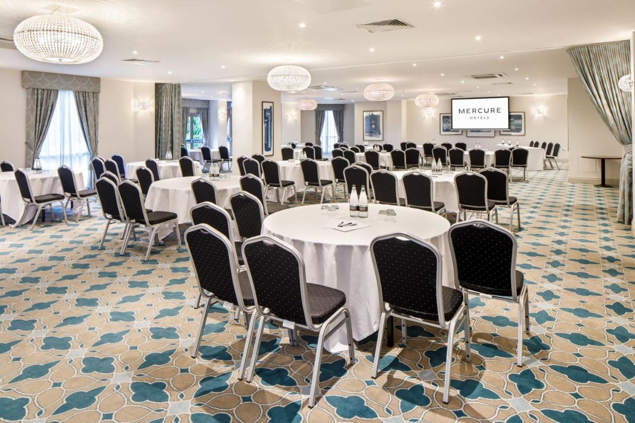 Отель Mercure Abbots Well Честер