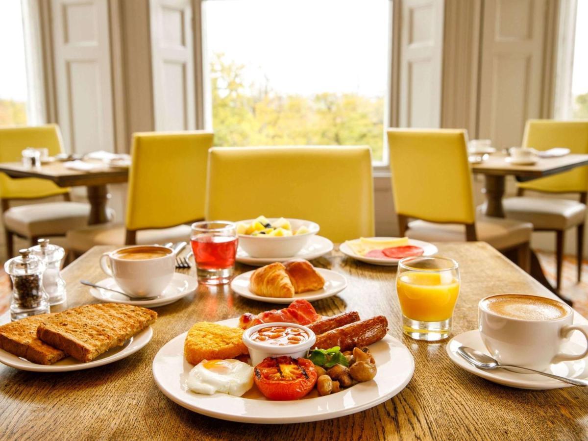 Mercure Abbots Well Отель
